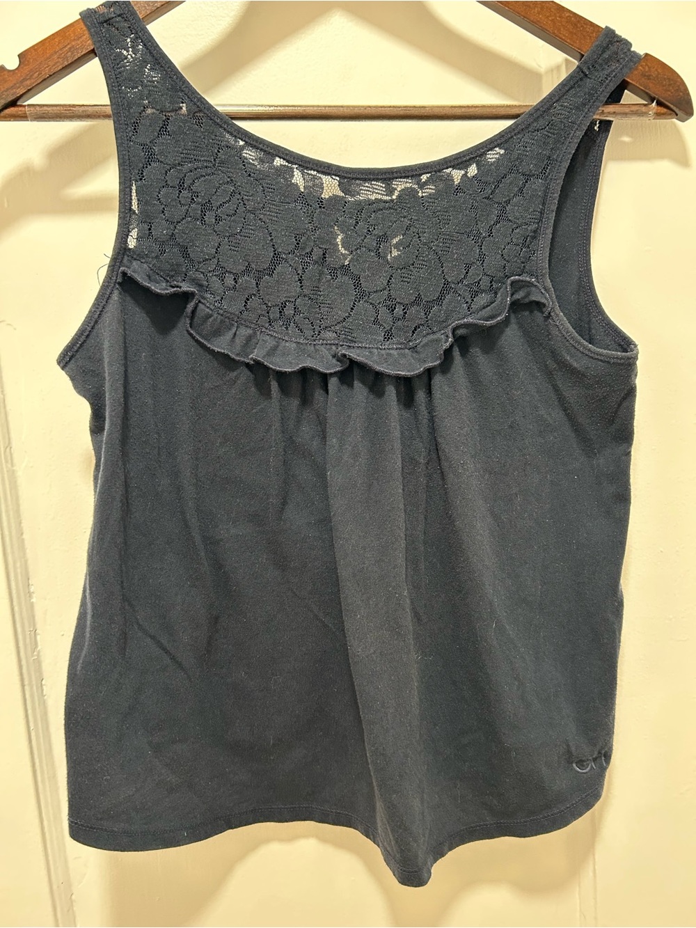 Sleeveless black Lace Yoke Tank Top S 2